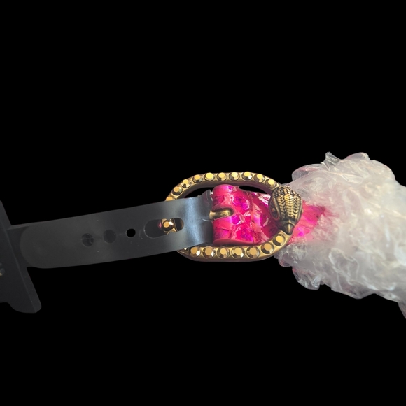 Kurt GeigerFuchsia Mayfair 18 Snake Print Leather Belt with Gold Eagle Buckle - Picture 2 of 3